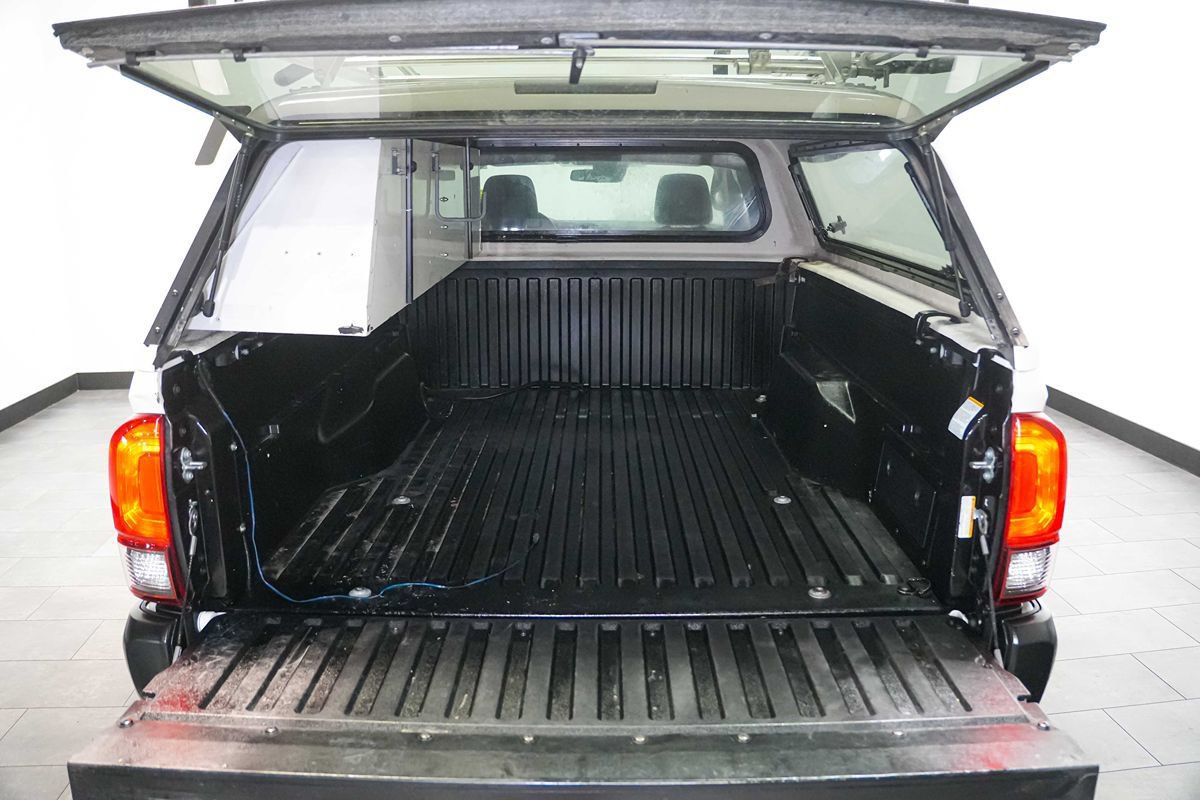 Used 2021 Toyota Tacoma SR RWD image 23