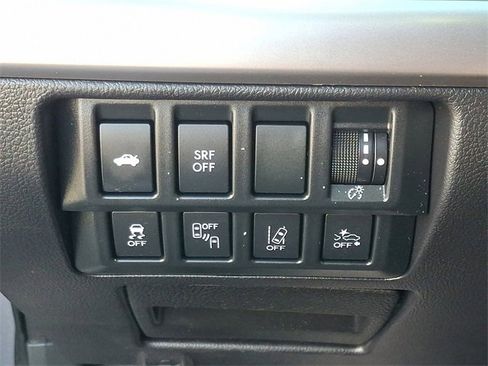 Used 2017 Subaru Legacy 2.5i Premium image 24