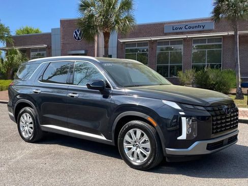 Used 2025 Hyundai Palisade SEL FWD image 1
