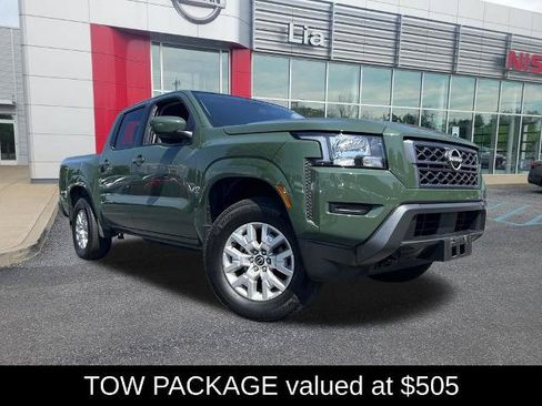 Certified 2023 Nissan Frontier SV w/ Tow Package AWD/4WD image 3