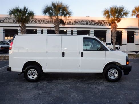 Used 2023 GMC Savana 2500 w/ Driver Convenience Package image 1
