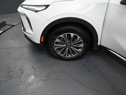 Used 2024 Buick Envision Preferred AWD/4WD image 15