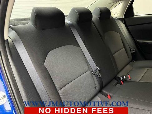 Used 2024 Kia Forte LXS w/ LXS Technology Package image 18