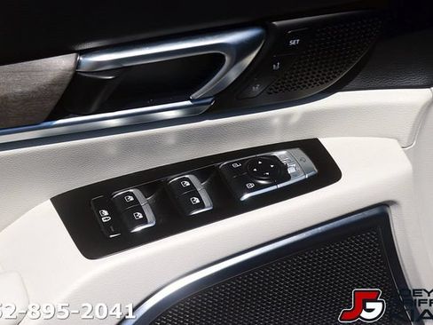 Certified 2022 Kia Telluride SX w/ SX Prestige Package AWD/4WD image 12