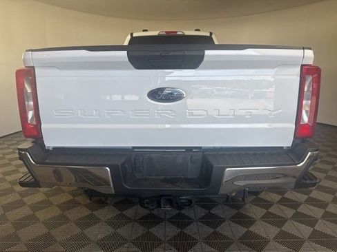 Used 2025 Ford F350 XL w/ XL Chrome Package image 21