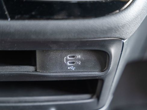 New 2026 Chrysler Pacifica Select image 25