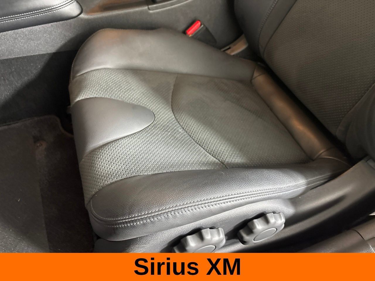 Used 2025 Nissan Z Performance w/ Floor Mat Package RWD image 12