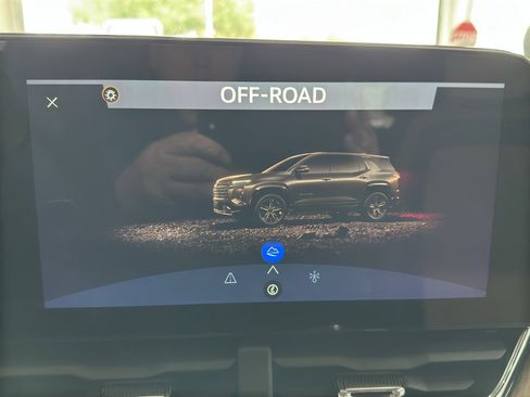 New 2026 Chevrolet Equinox ACTIV w/ LPO, Floor Liner Package image 32