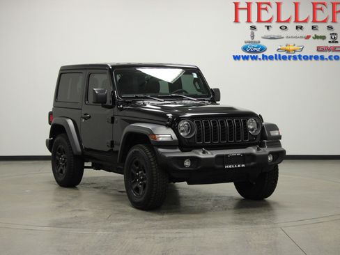Used 2025 Jeep Wrangler Sport image 1