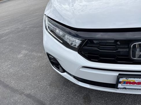 Certified 2025 Honda Odyssey Elite image 47