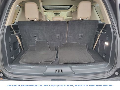 Used 2023 Ford Expedition Limited image 47