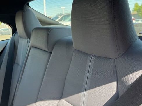 Used 2023 Toyota Corolla SE FWD image 9