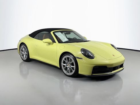 Used 2025 Porsche 911 Carrera RWD image 3