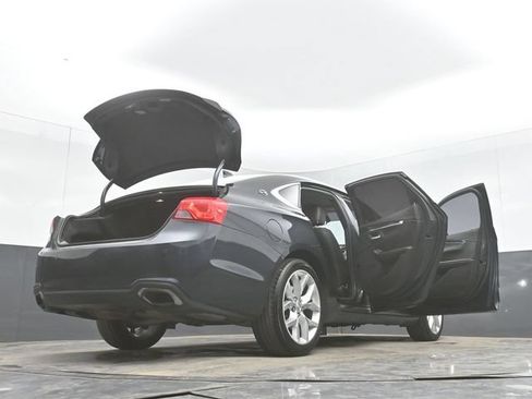 Used 2018 Chevrolet Impala Premier FWD image 52