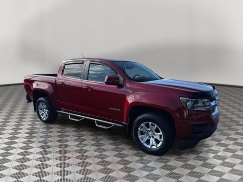 Used 2017 Chevrolet Colorado LT image 1