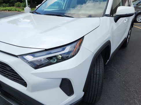 Certified 2024 Toyota RAV4 XLE FWD image 9