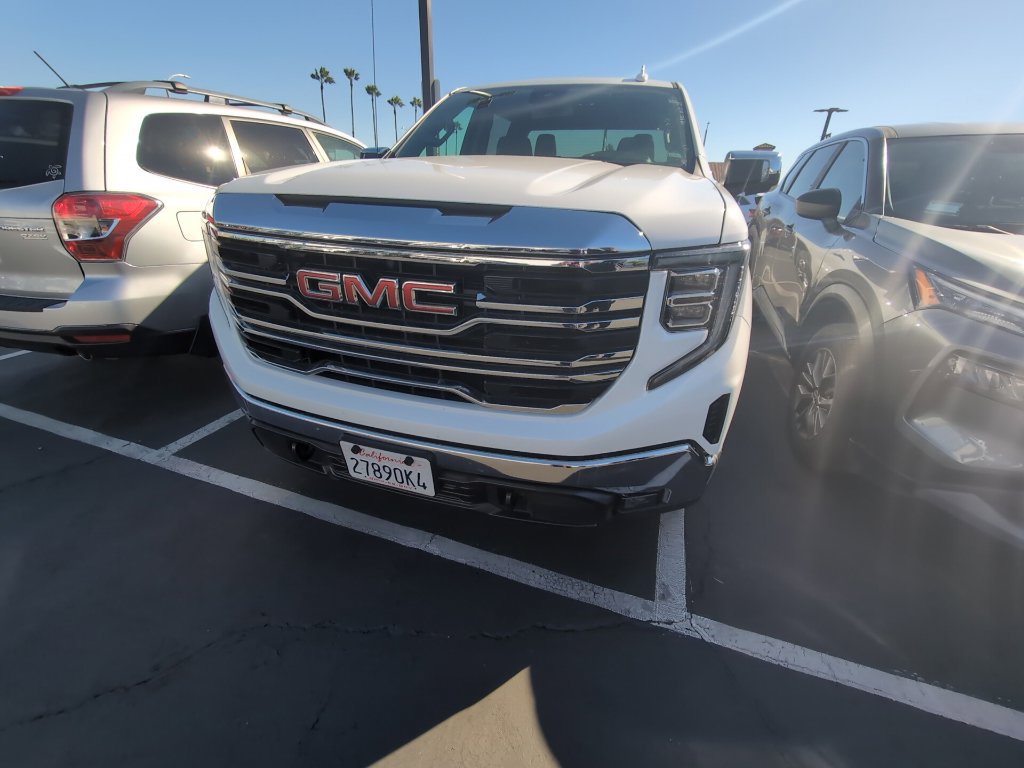 Used 2026 GMC Sierra 1500 SLT RWD image 8
