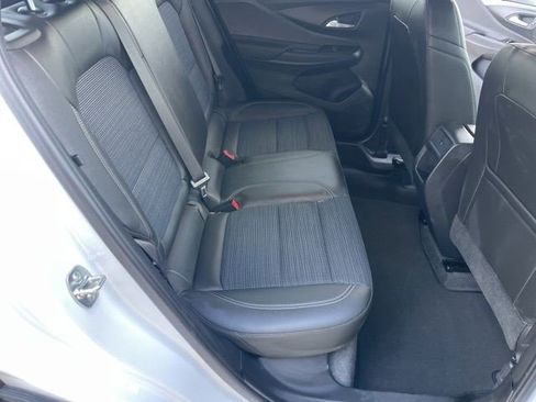 Certified 2025 Buick Envista Preferred w/ Advanced Safety Package FWD image 15