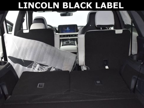 New 2026 Lincoln Aviator Black Label w/ Dynamic Handling Package image 13