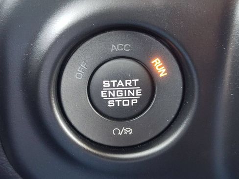 Used 2023 Jeep Wrangler Unlimited Rubicon 4xe w/ Cold Weather Group AWD/4WD image 22