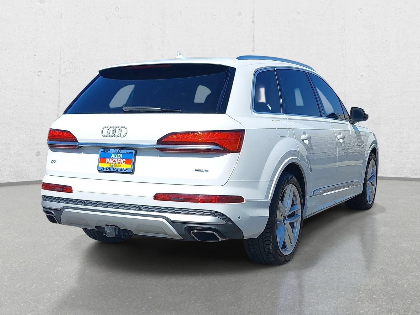 Used 2025 Audi Q7 3.0T Premium Plus AWD/4WD image 5