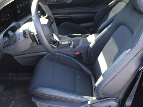 Used 2025 Ford Mustang Dark Horse image 11