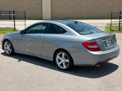 Used 2012 Mercedes-Benz C 250 Coupe image 6