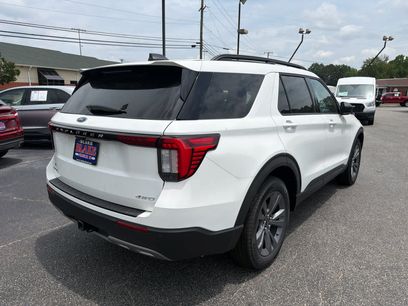 New 2026 Ford Explorer Active w/ Active Comfort Package