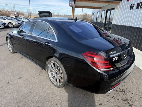 Used 2018 Mercedes-Benz S 560 Sedan image 11