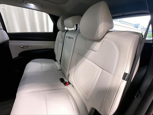 Certified 2025 Hyundai Tucson SEL AWD/4WD image 15