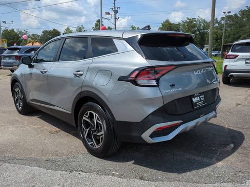 Certified 2023 Kia Sportage LX FWD image 7