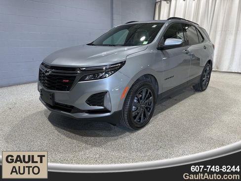 Used 2023 Chevrolet Equinox RS image 4