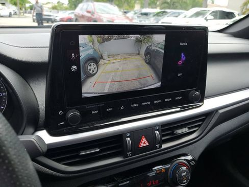Used 2024 Kia Forte GT-Line w/ GT-Line Premium Package FWD image 29
