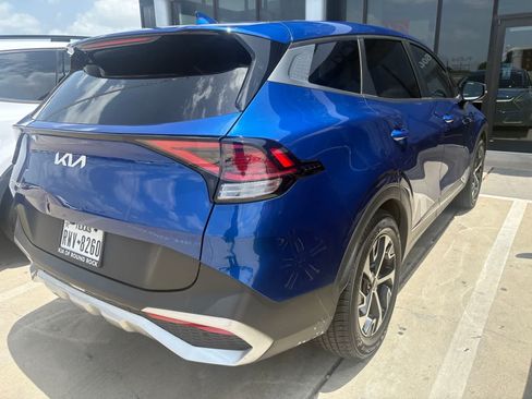 Used 2023 Kia Sportage EX FWD image 4