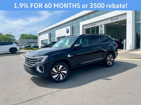 New 2026 Volkswagen Atlas SE FWD image 1