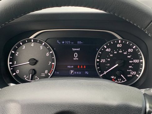 New 2026 Nissan Frontier SV w/ SV Convenience Package RWD image 9