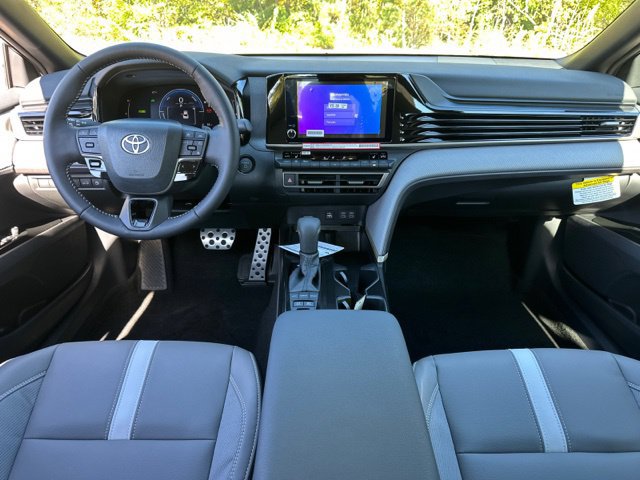 New 2026 Toyota Camry SE FWD image 17