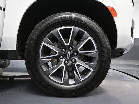 Used 2023 Chevrolet Tahoe Z71 image 17