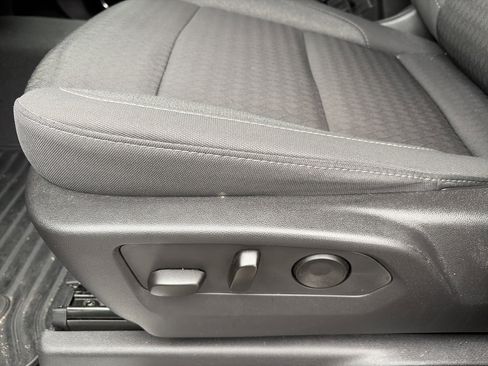 Used 2023 Chevrolet Silverado 1500 LT image 13