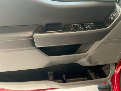 Used 2022 Ford F150 XLT w/ Trailer Tow Package image 13