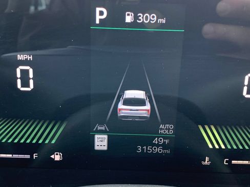 Used 2025 Kia K4 FWD image 39