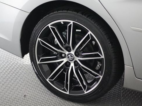 Used 2019 Toyota Avalon XSE w/ All Weather Liner Package FWD image 61