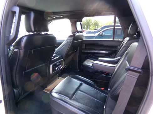 Used 2020 Ford Expedition XLT AWD/4WD image 37
