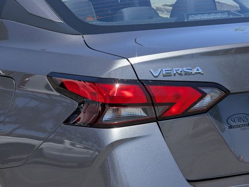 Used 2024 Nissan Versa S w/ S Plus Package image 10