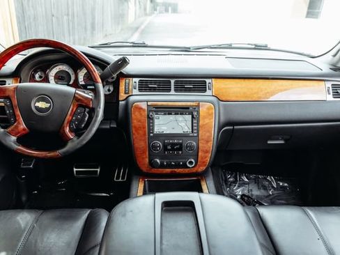 Used 2007 Chevrolet Avalanche LT RWD image 9