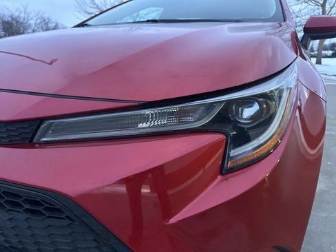 Used 2021 Toyota Corolla LE image 34