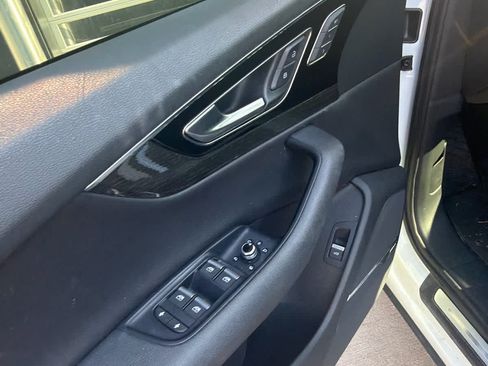 Used 2019 Audi Q7 3.0T Prestige w/ Prestige Package AWD/4WD image 9