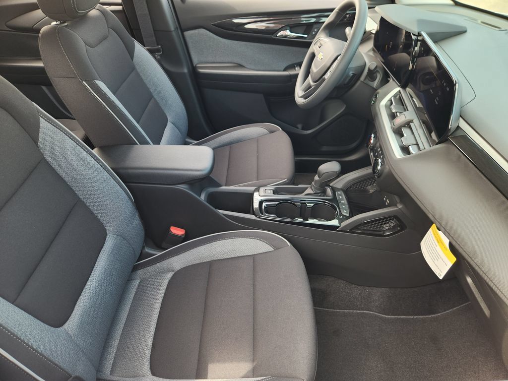 New 2026 Chevrolet TrailBlazer LS w/ LS Convenience Package FWD image 10