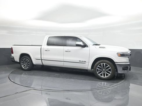 Used 2025 RAM 1500 Limited AWD/4WD image 11