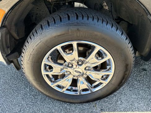 Used 2019 Ford Ranger Lariat w/ Equipment Group 501A Mid image 11